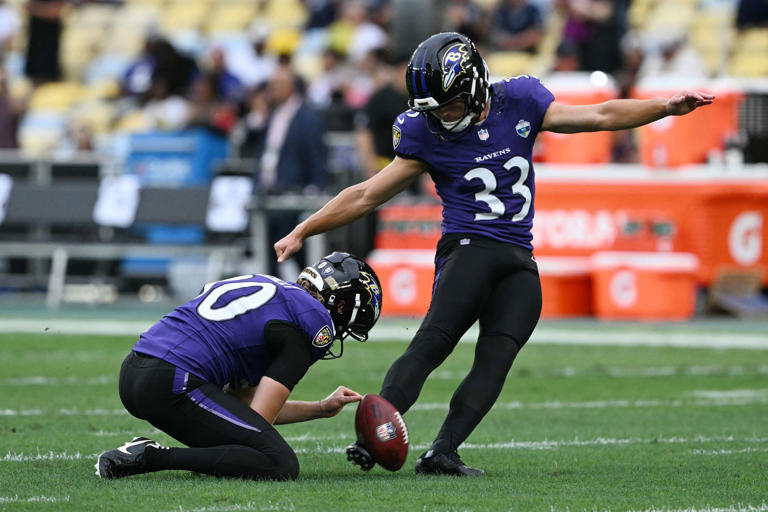 Ravens pull off miracle with 7-second drive, Tyler Loop's 58-yard field ...