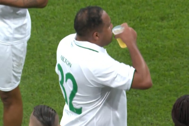 Legends down pints, shots in next-level hydration break