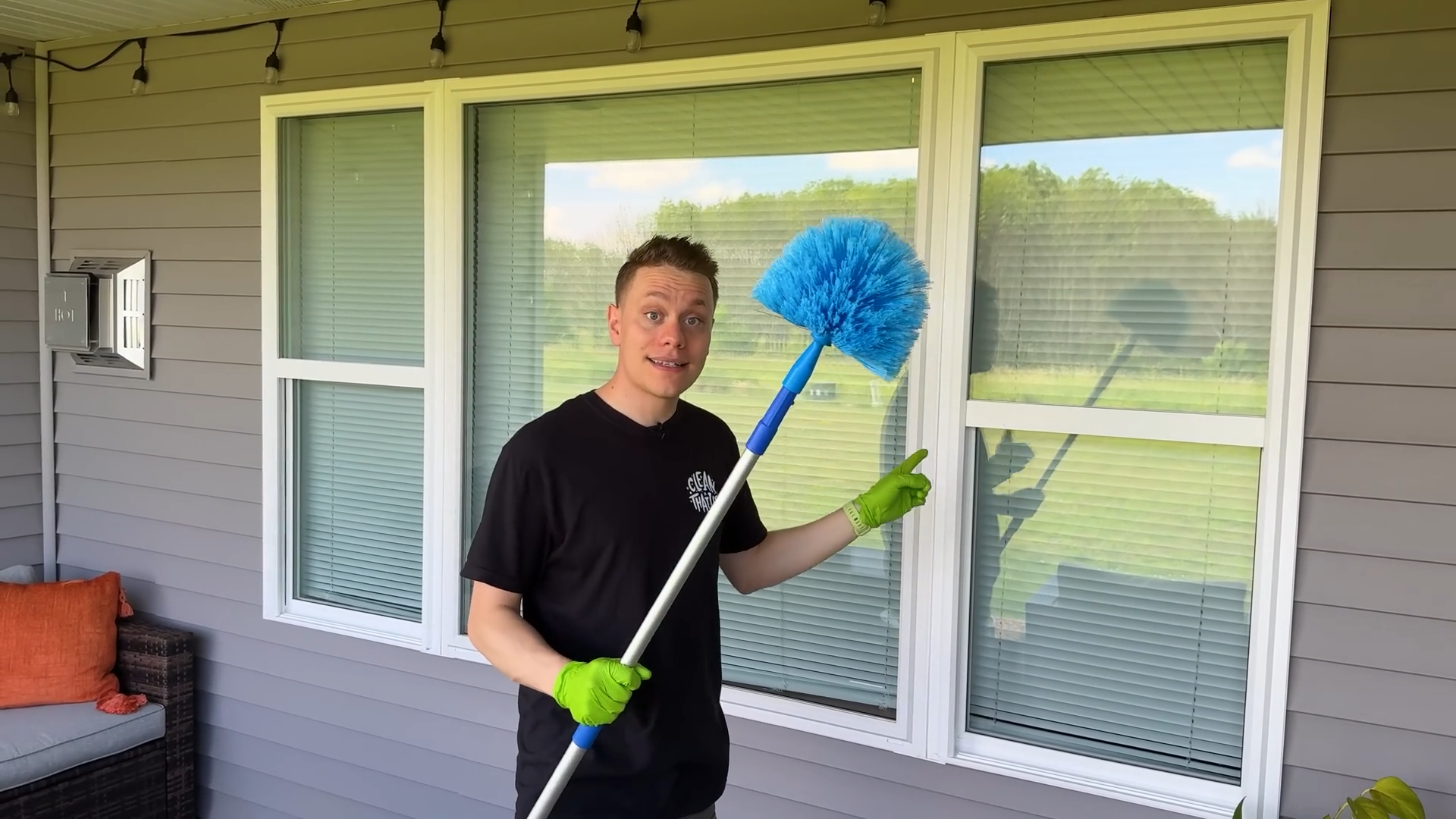 How to clean windows, tracks, and screens