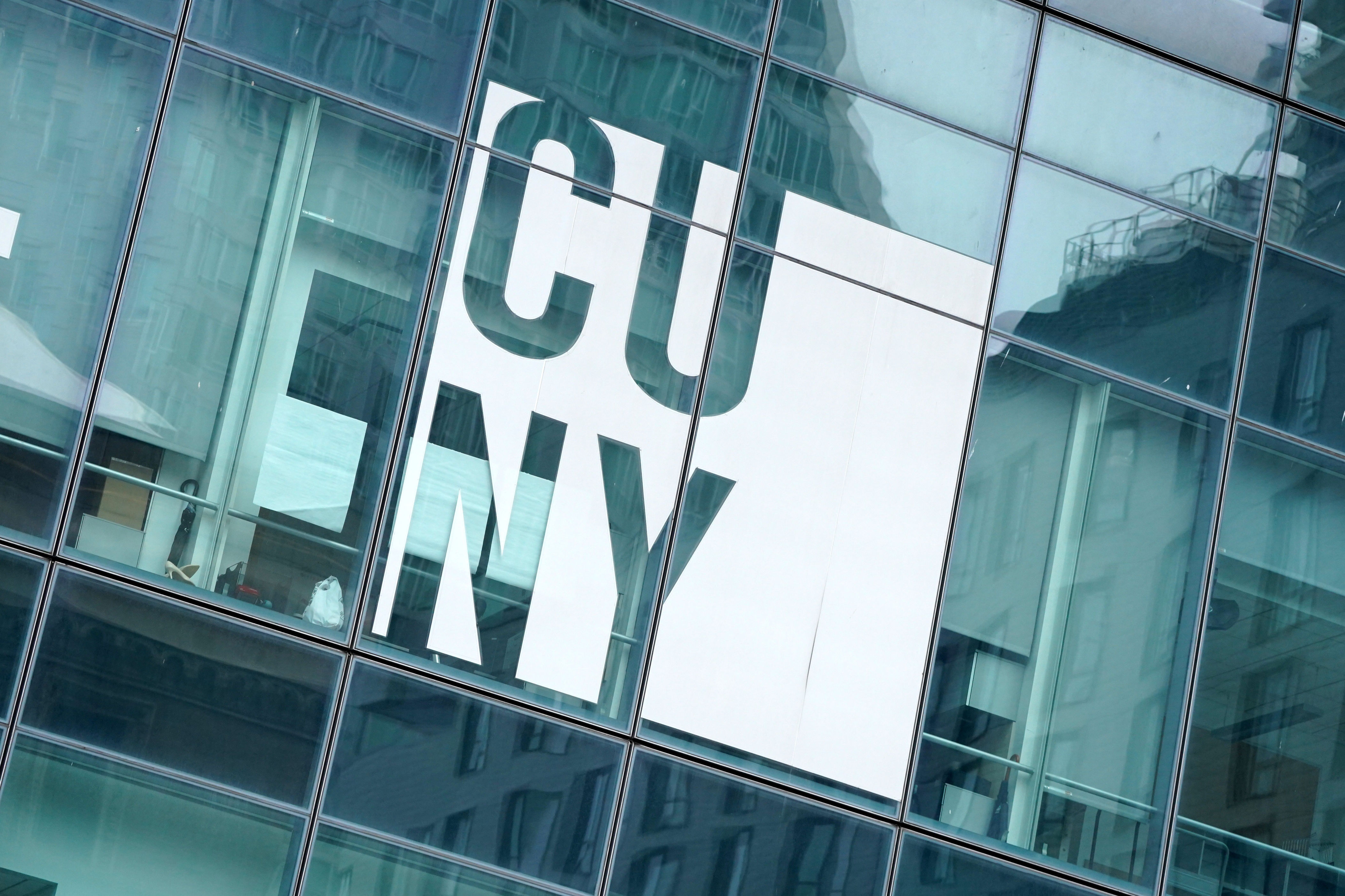 CUNY graduation rates plummet in 5-year slide: 'It's a two-pronged problem'