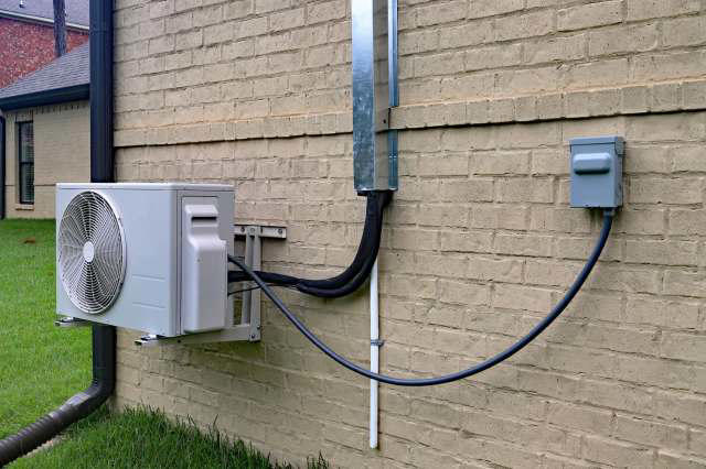 Homeowner asks if mini splits can come off the panel and run on solar ...