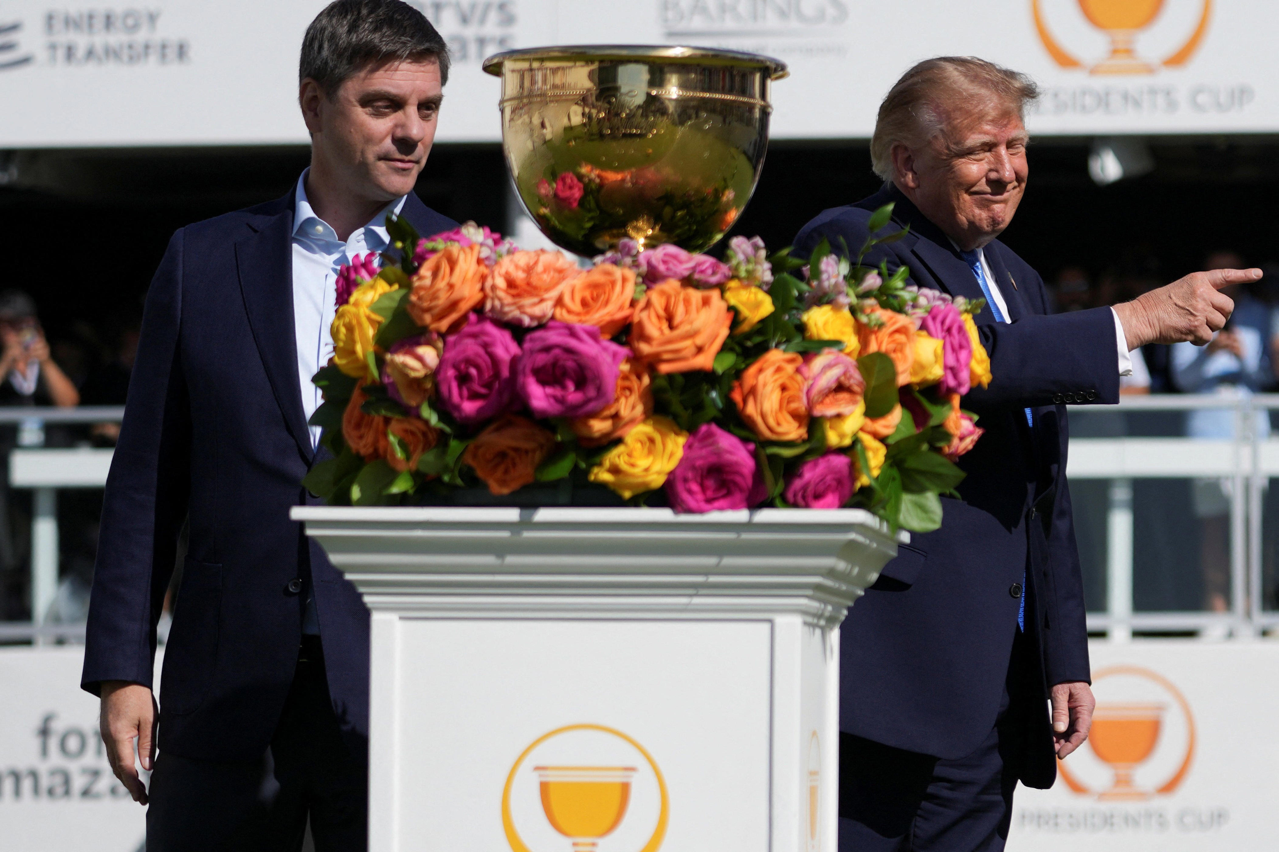 Donald Trump arrives at Medinah for final day of 2026 Presidents Cup