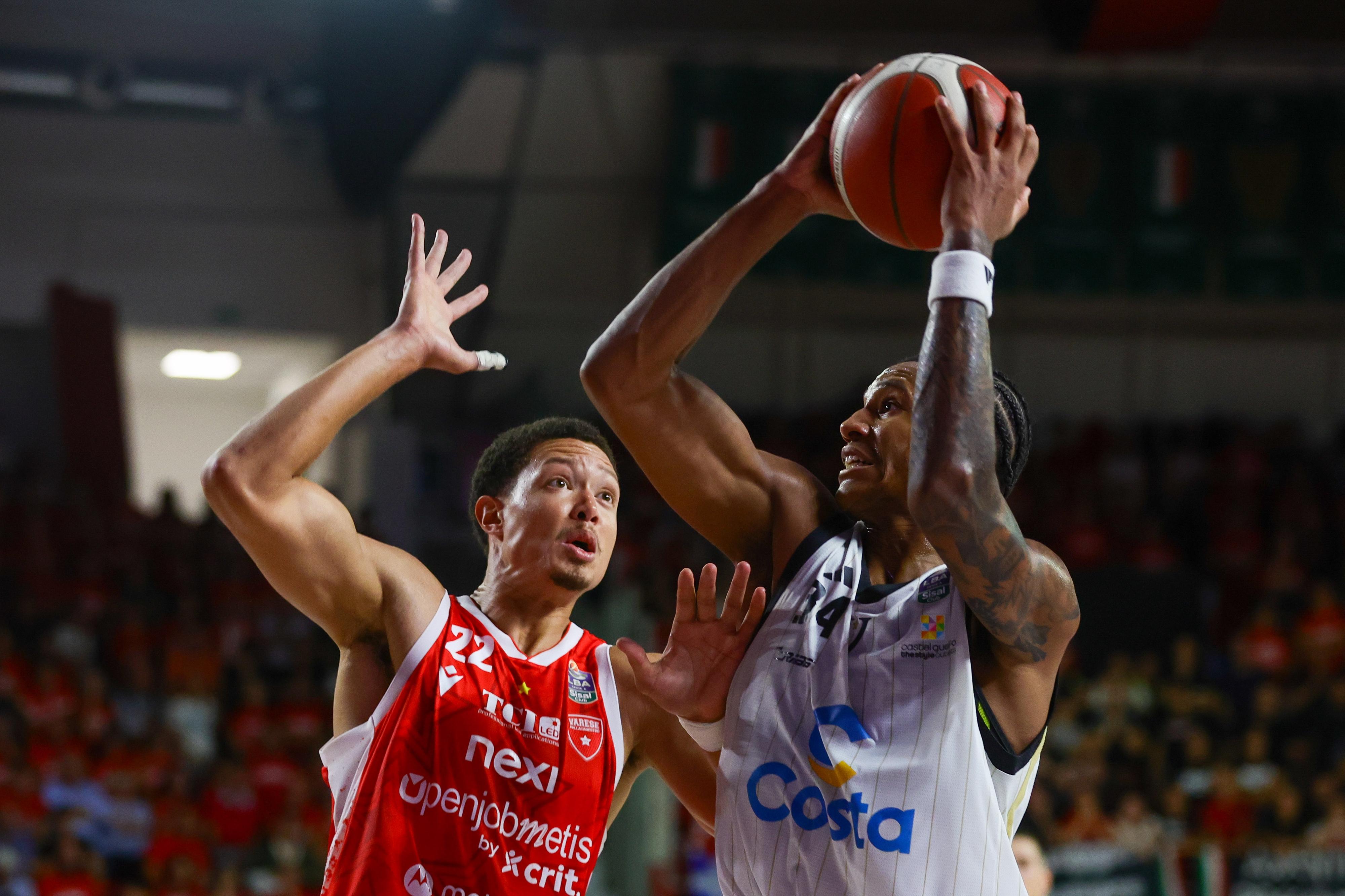 Virtus, il turbo di Masnago: Varese si arrende alla Costa Crociere 90-69