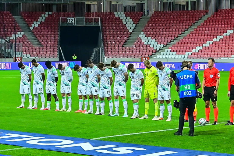 Ireland players protest during Israel anthem in controversial match
