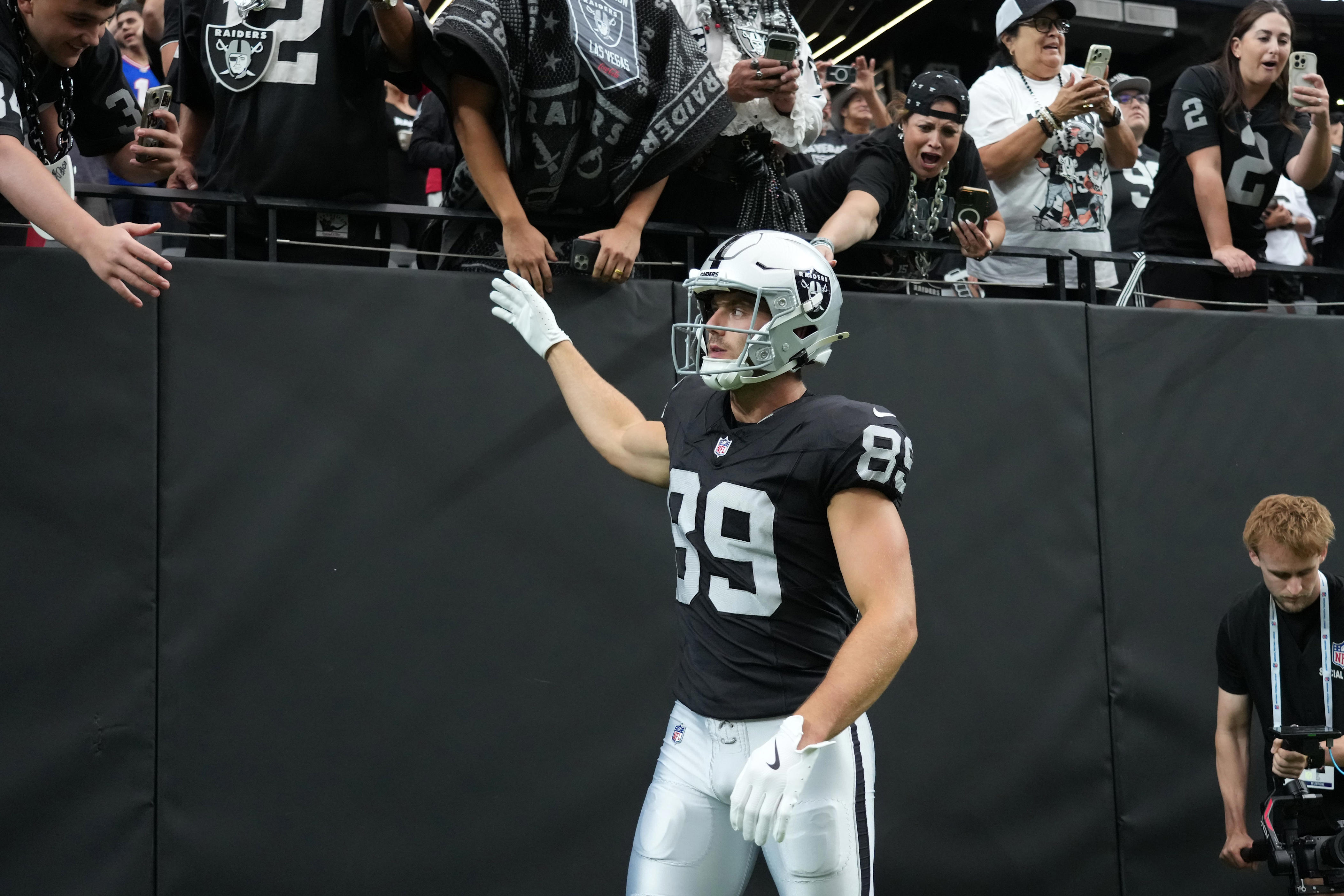 Brock Bowers cleared for Week 6