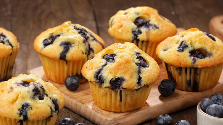 10 best classic blueberry desserts, hands down