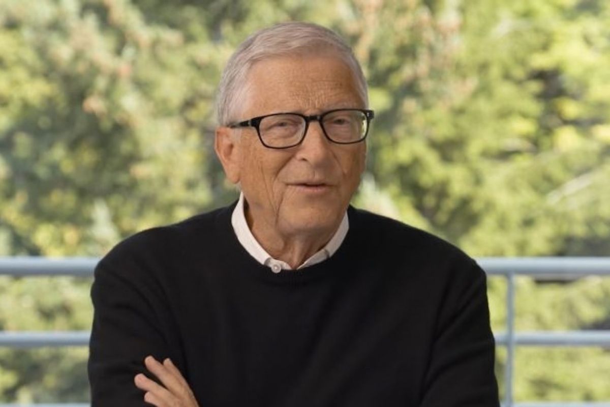 Bill Gates warns an AI 'kill switch' won't be enough after raising ...