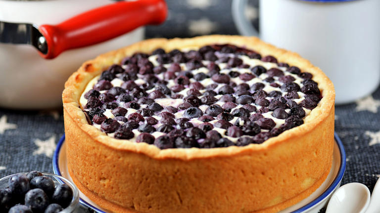 10 best classic blueberry desserts, hands down