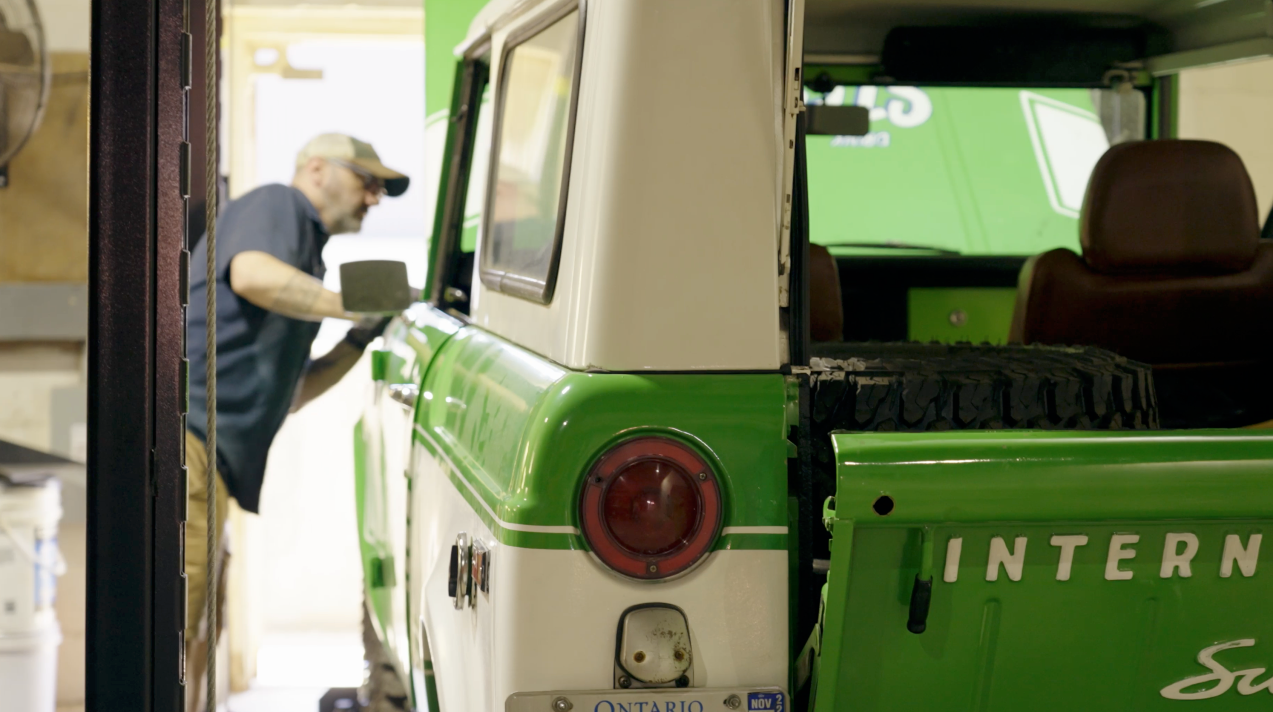 This electric 1970 International Scout still makes you work a clutch