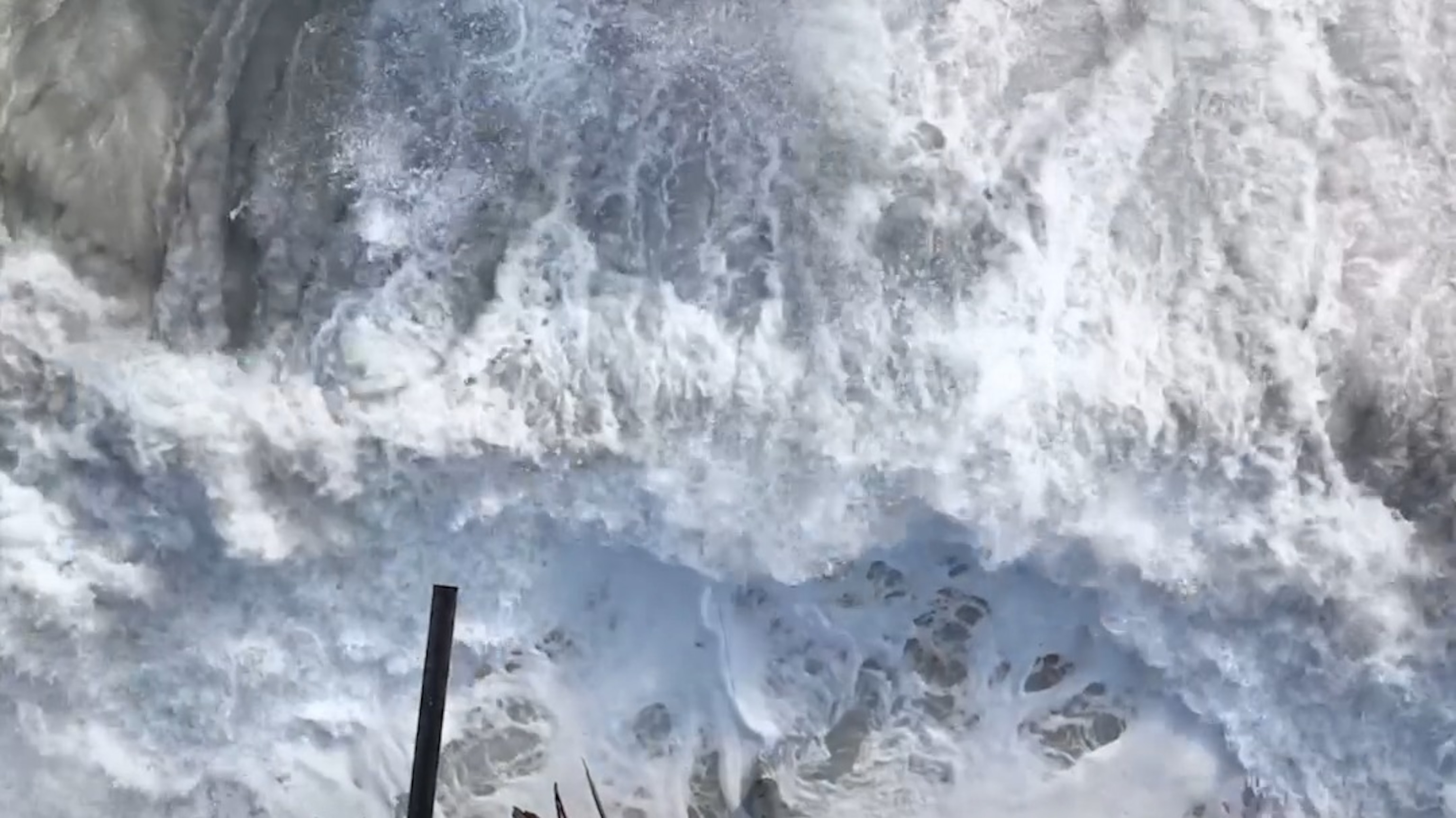 North Carolina fishing pier damaged as nor'easter lashes East Coast