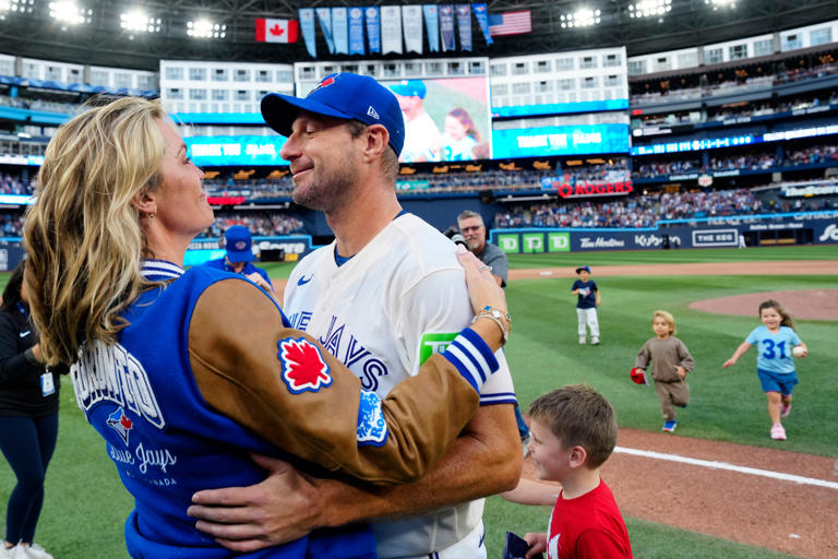 Max Unlimited: Scherzer strikes out 7 on short rest for Blue Jays to ...
