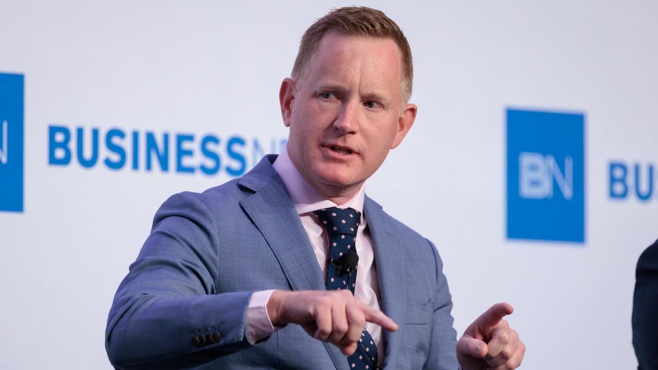 South African gold giant set to pursue Australian rival
