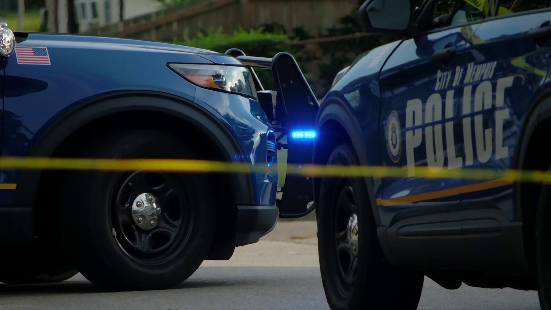 5 killed in 2-car crash involving MPD vehicle