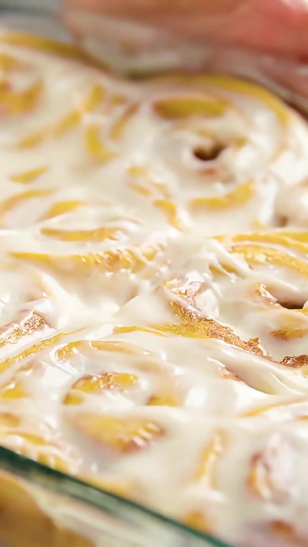 Pumpkin cinnamon rolls #pumpkin #recipe #baking #dessert #cinnamonrolls