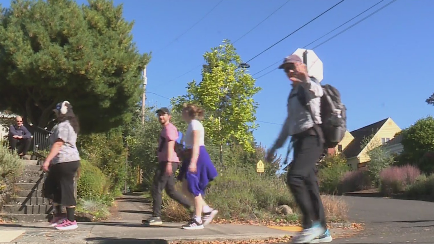 Oregon Walks hosts community walk across Portland