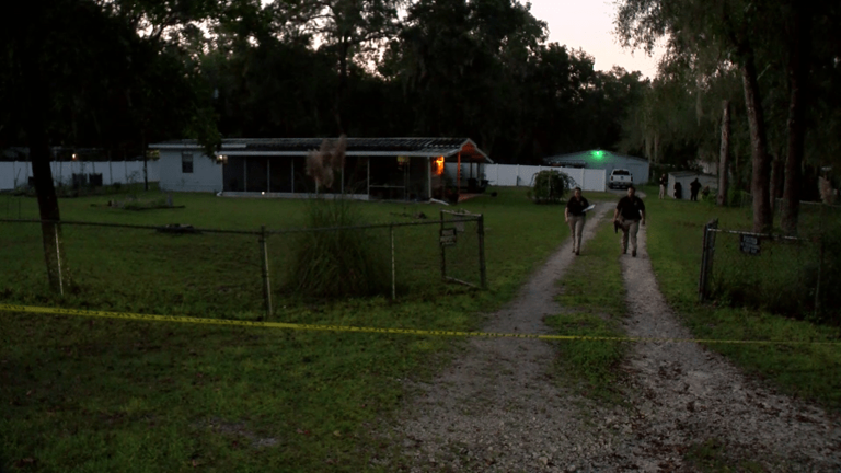 Man dies after exchanging gunfire with Hernando County deputies