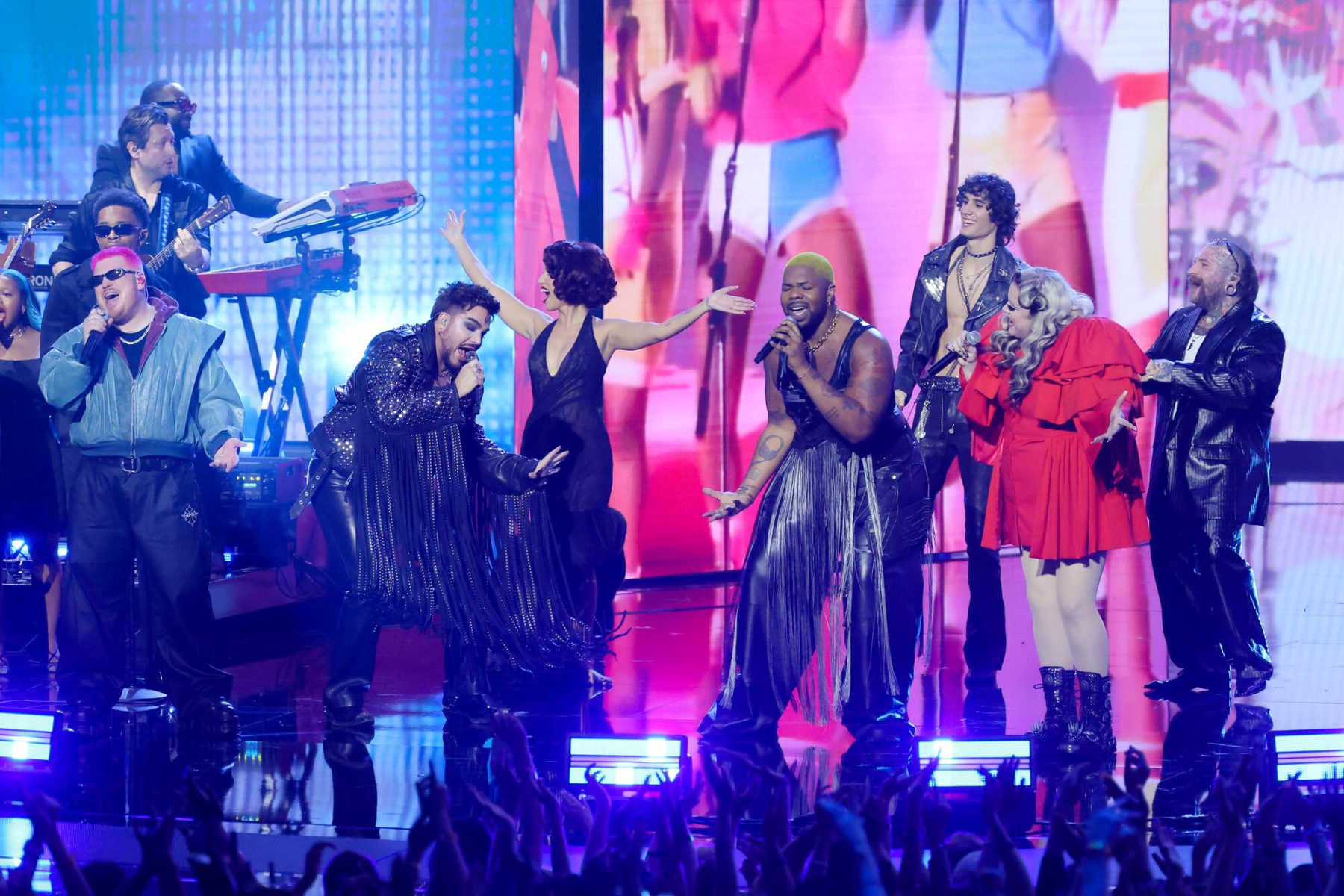 RAYE, Sombr, Teddy Swims, Adam Lambert: George Michael tribute at VMAs