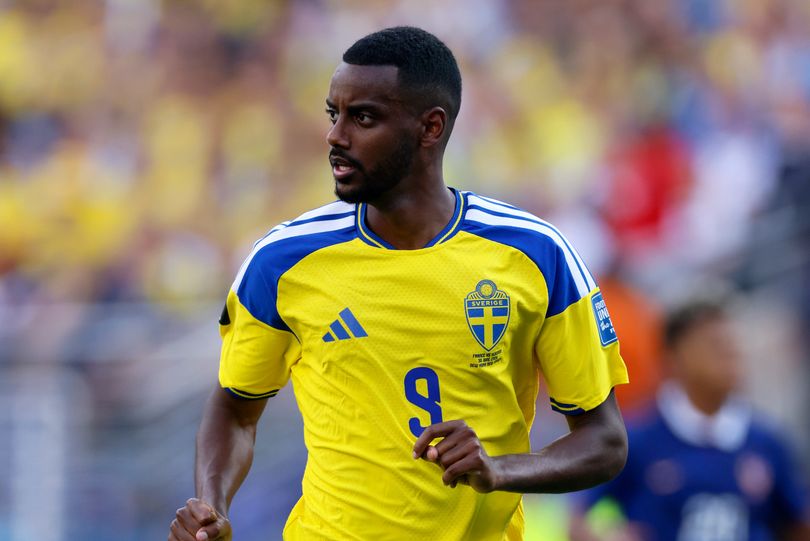 Alexander Isak of Sweden runs during a FIFA World Cup match