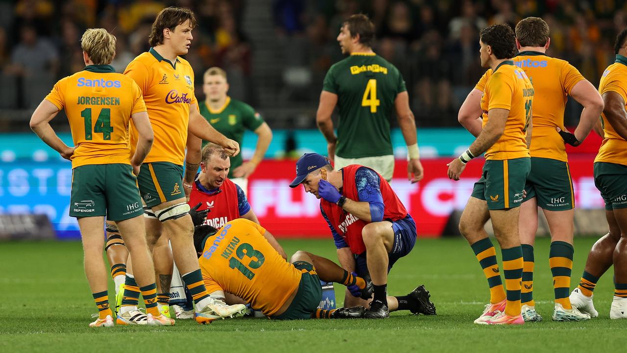 L'infortunio di Ikitau costringe Le Kiss a stravolgere la formazione dei trequarti (Australian Associated Press)