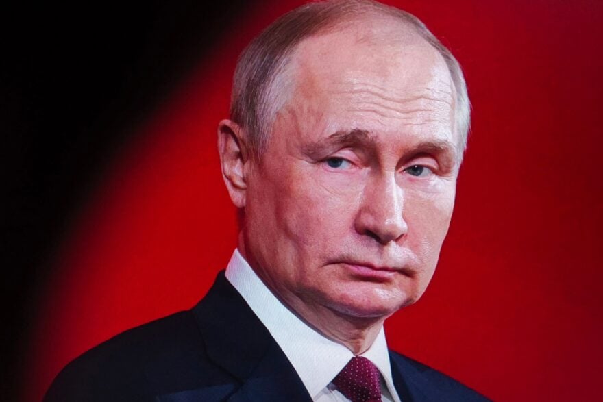Poutine sort du silence et s’exprime sur la menace russe en Europe