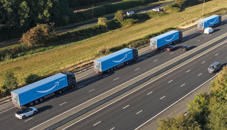 Shell und Amazon erproben reservierbares Laden für E-Lkw