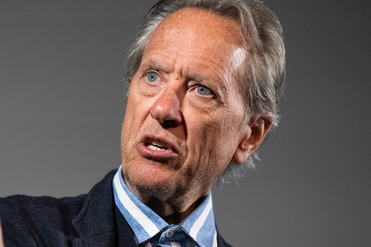 Richard E Grant condemns Hollywood star for offending co-stars
