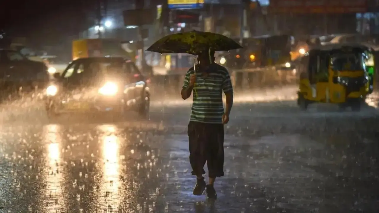 Mumbai weather: IMD forecasts light rain, thundershowers on Monday and ...