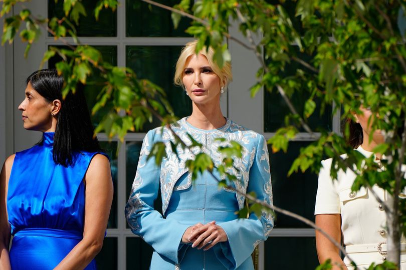 Melania Trump humiliated as critics say Ivanka is dressed more like a ...