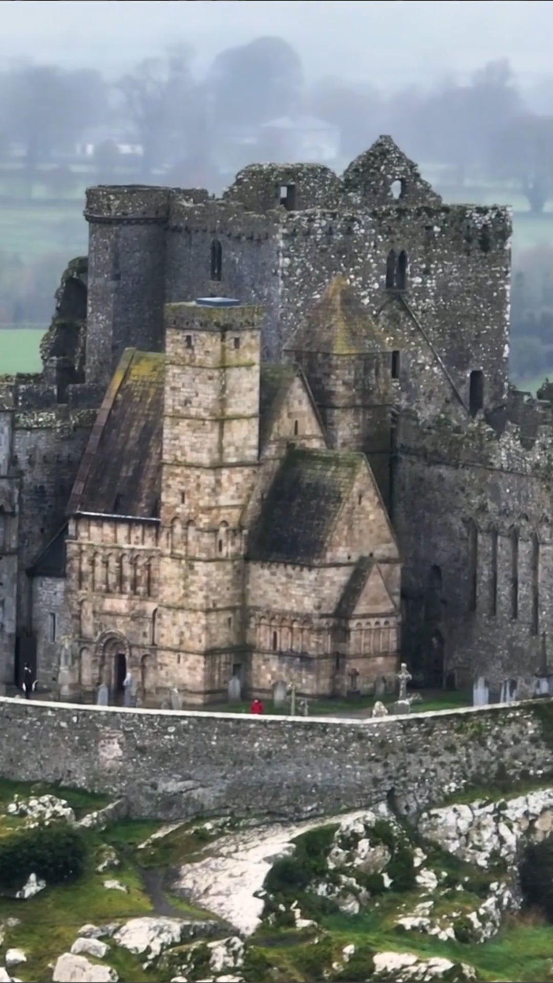 Rock of Cashel, Ireland: Drone discovers medieval treasure