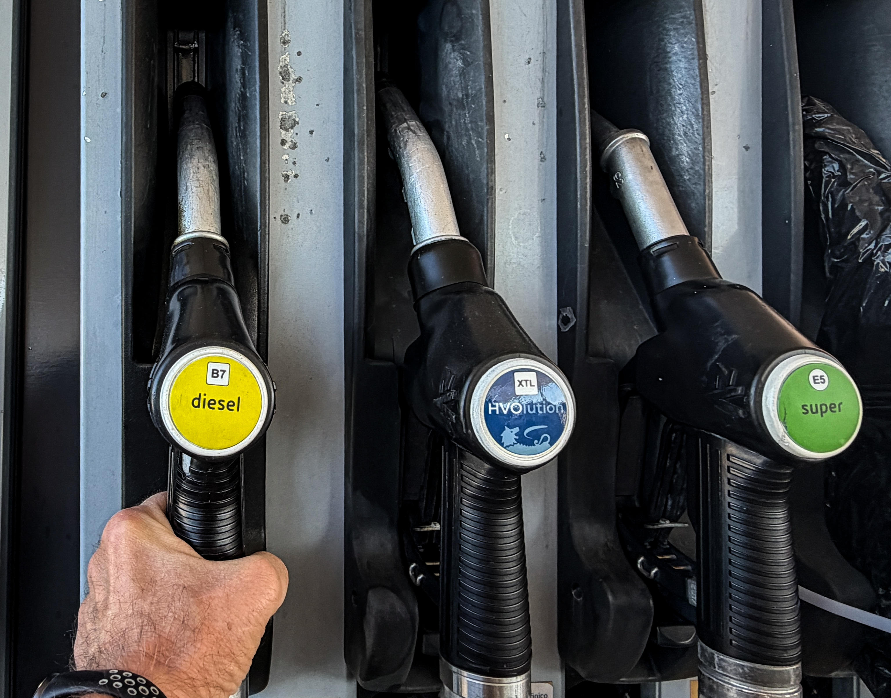 Scatta in Lombardia il tetto Eni ma a Milano la benzina meno cara è all'Ip