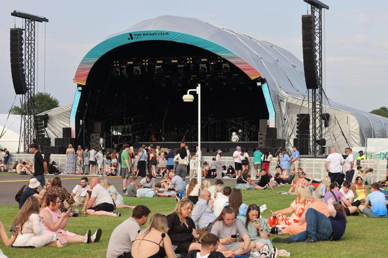 Pop star announced to headline Haydock Racecourse