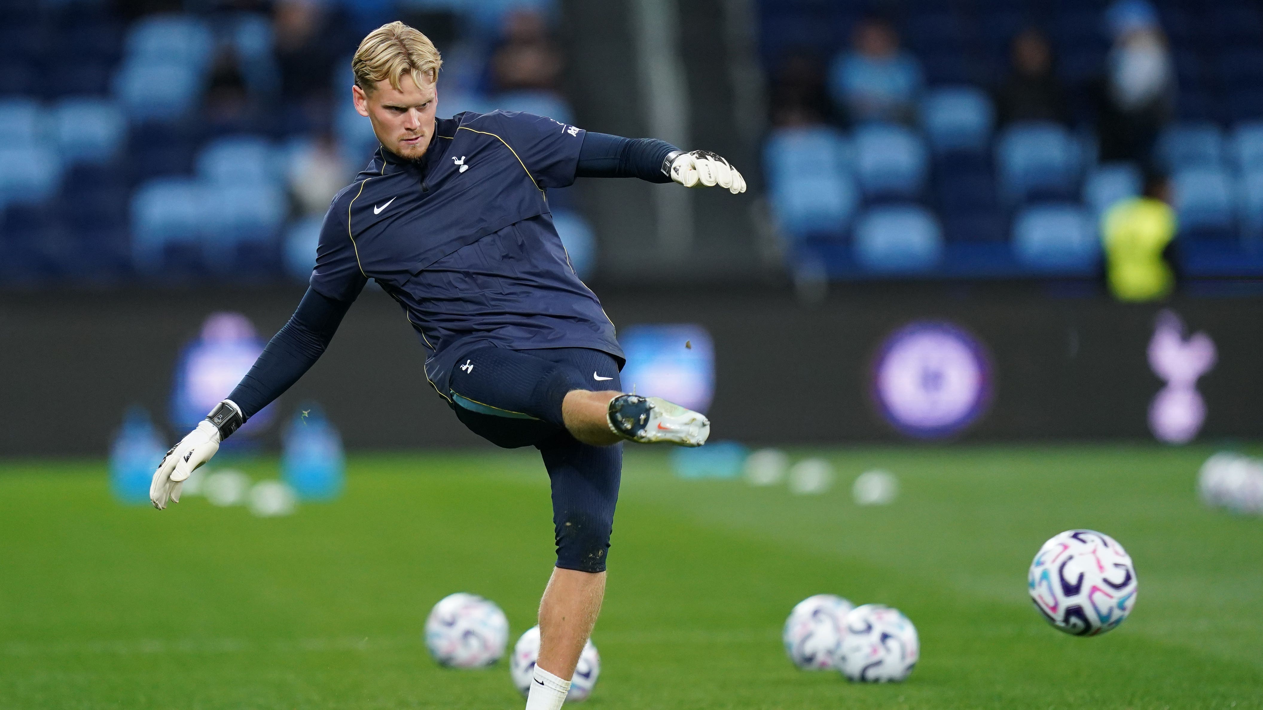 Pat Jennings calls Tottenham goalkeeper Antonin Kinsky really good prospect