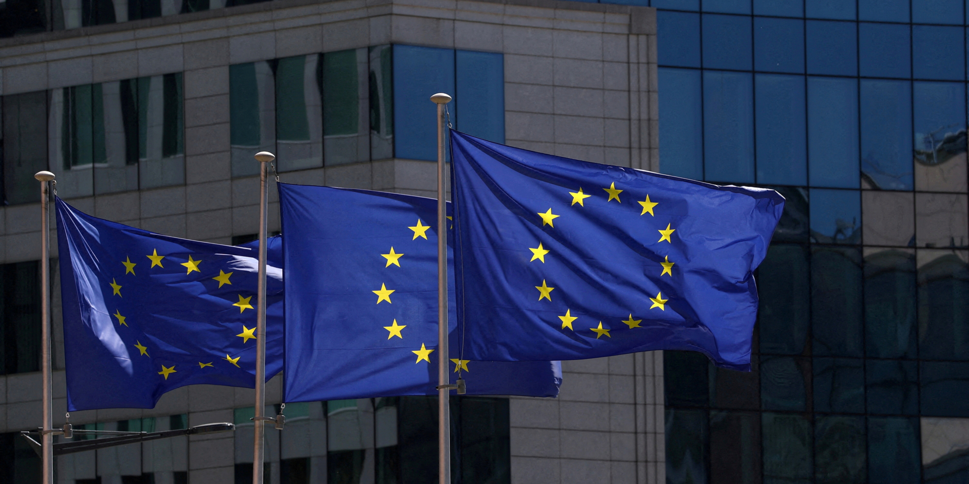 EU to give Ukraine and three other countries step-by-step accession ...