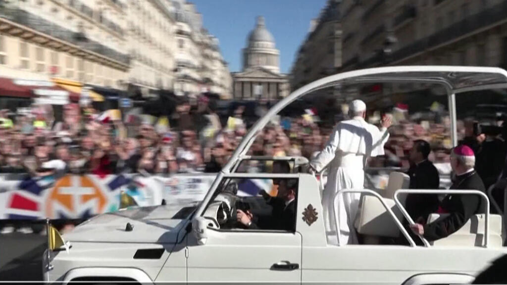 Visite du pape en France : les hôtels font le plein, les retombées ...