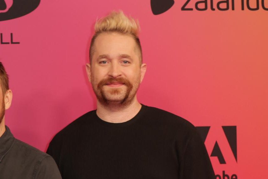 Famous birthdays for Sept. 28: Daniel Platzman, Sienna Spiro