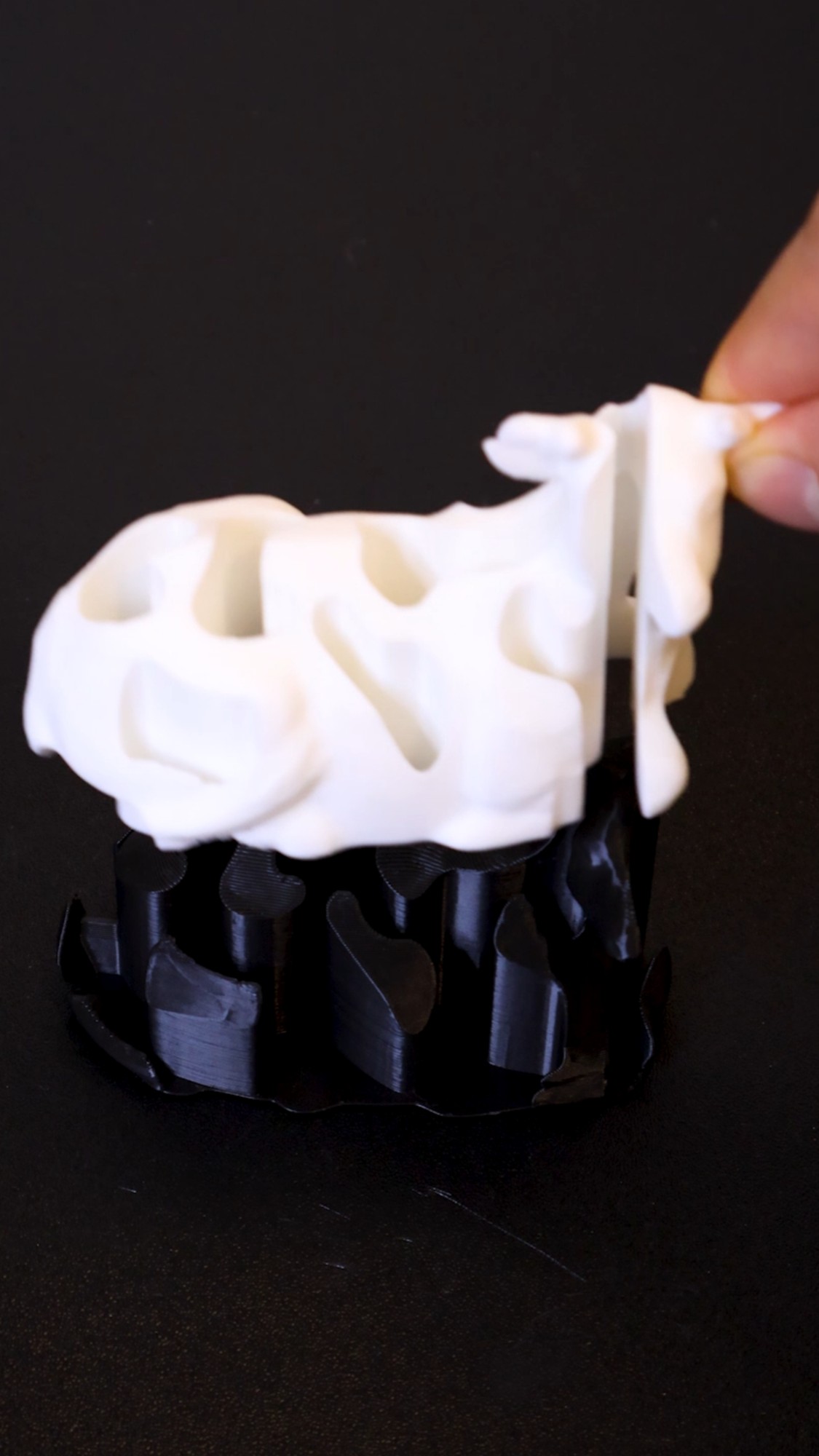 Realistic 3D printed Dutch cow model with fine detail