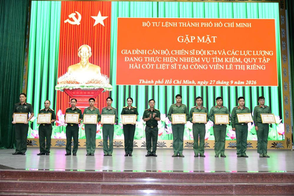 13 chiến sĩ Đội K74 thăng quân hàm khi làm nhiệm vụ tìm kiếm hài cốt liệt sĩ