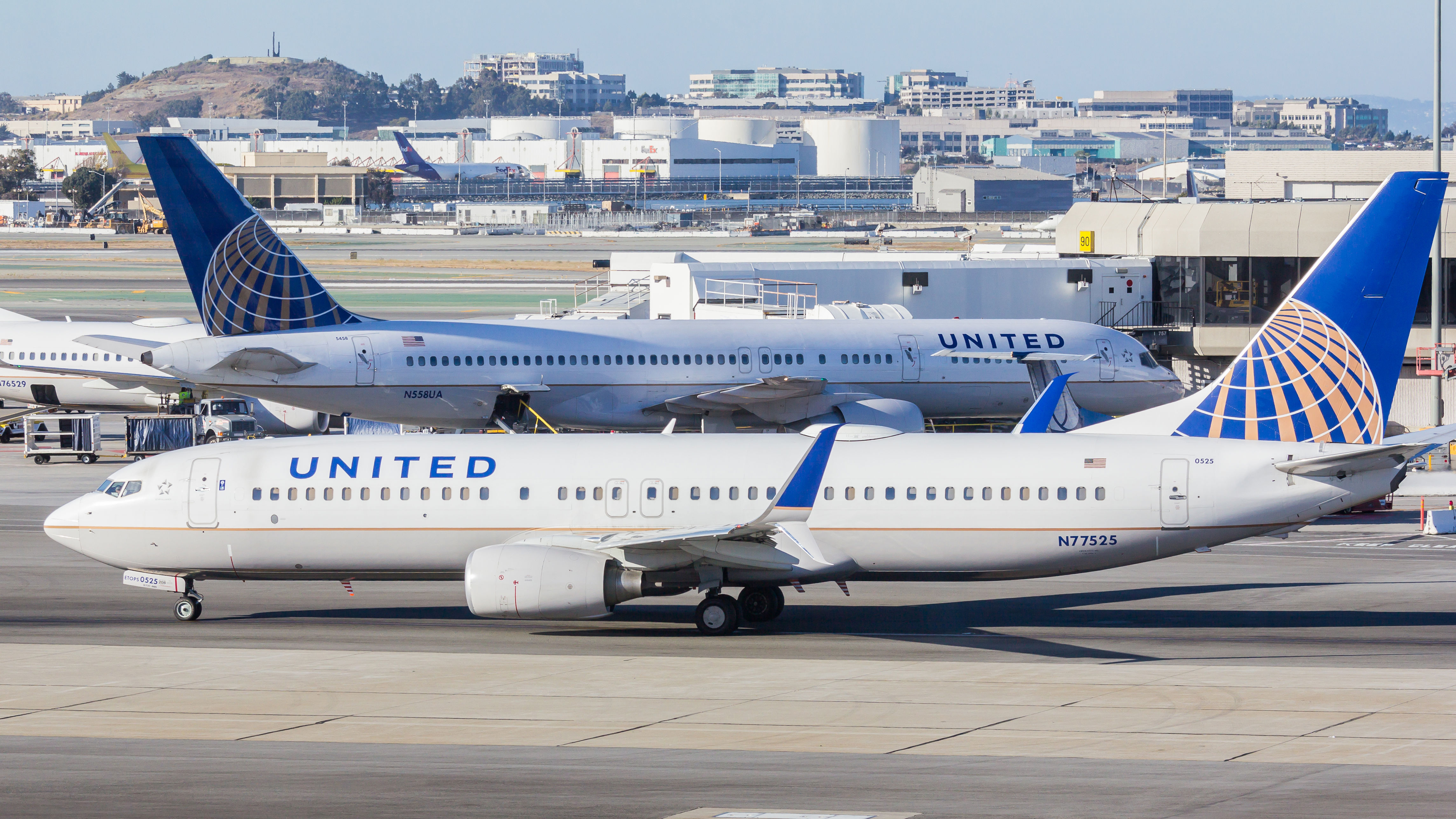 Pratt engine crisis: United CEO estimates up to 900 jets grounded