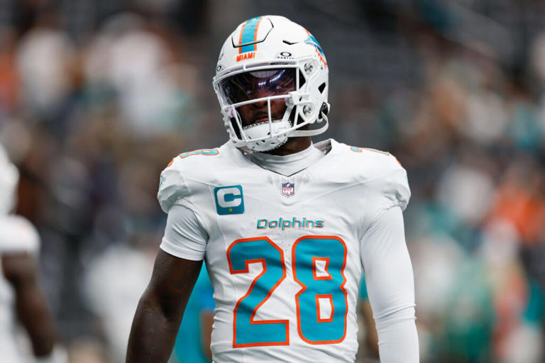 Week 4 waiver wire FAAB: Kenyon Sadiq, Marcus Mariota, Jaylen Wright ...
