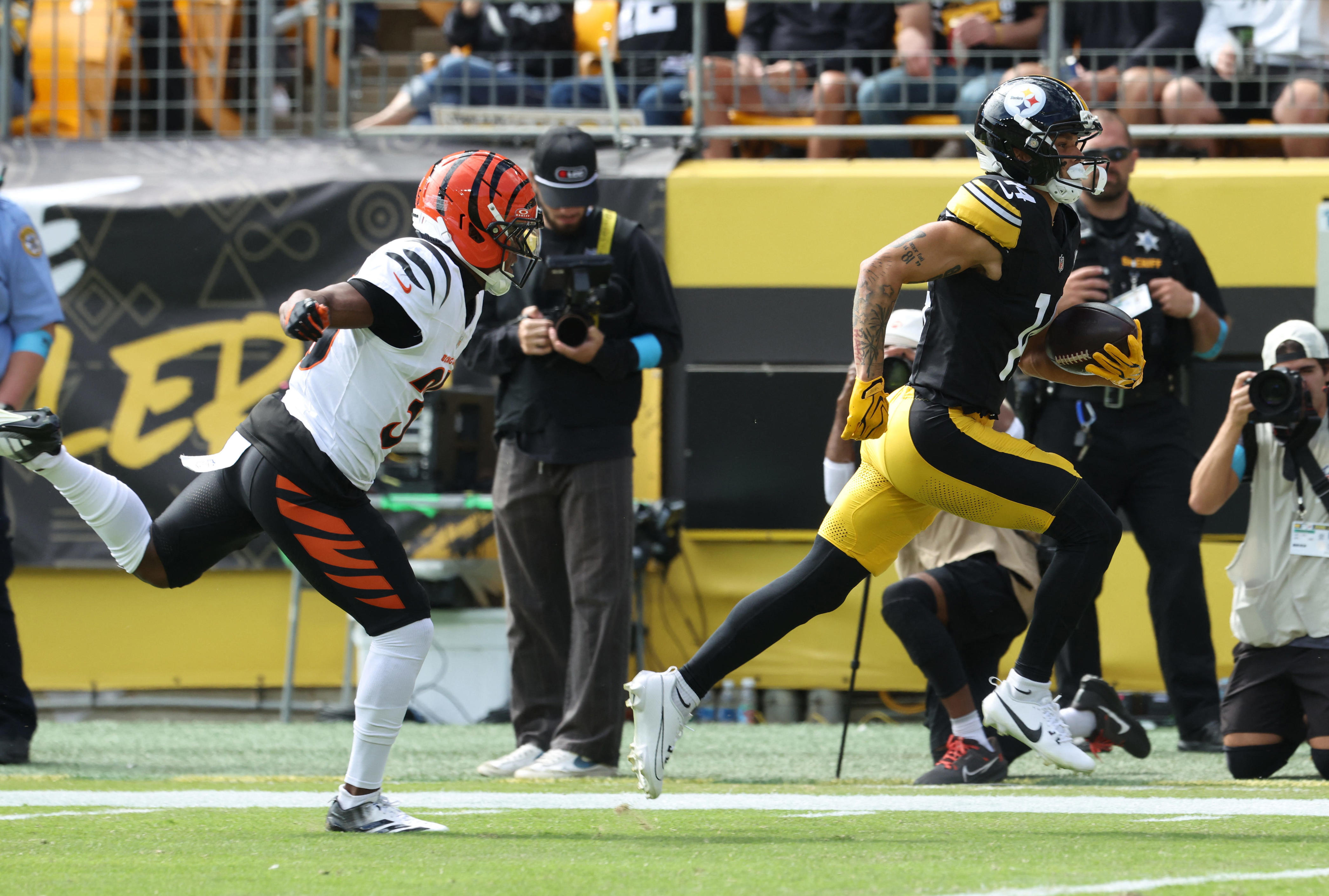 Deshaun Watson gives Browns a unique new problem and the best, worst of ...