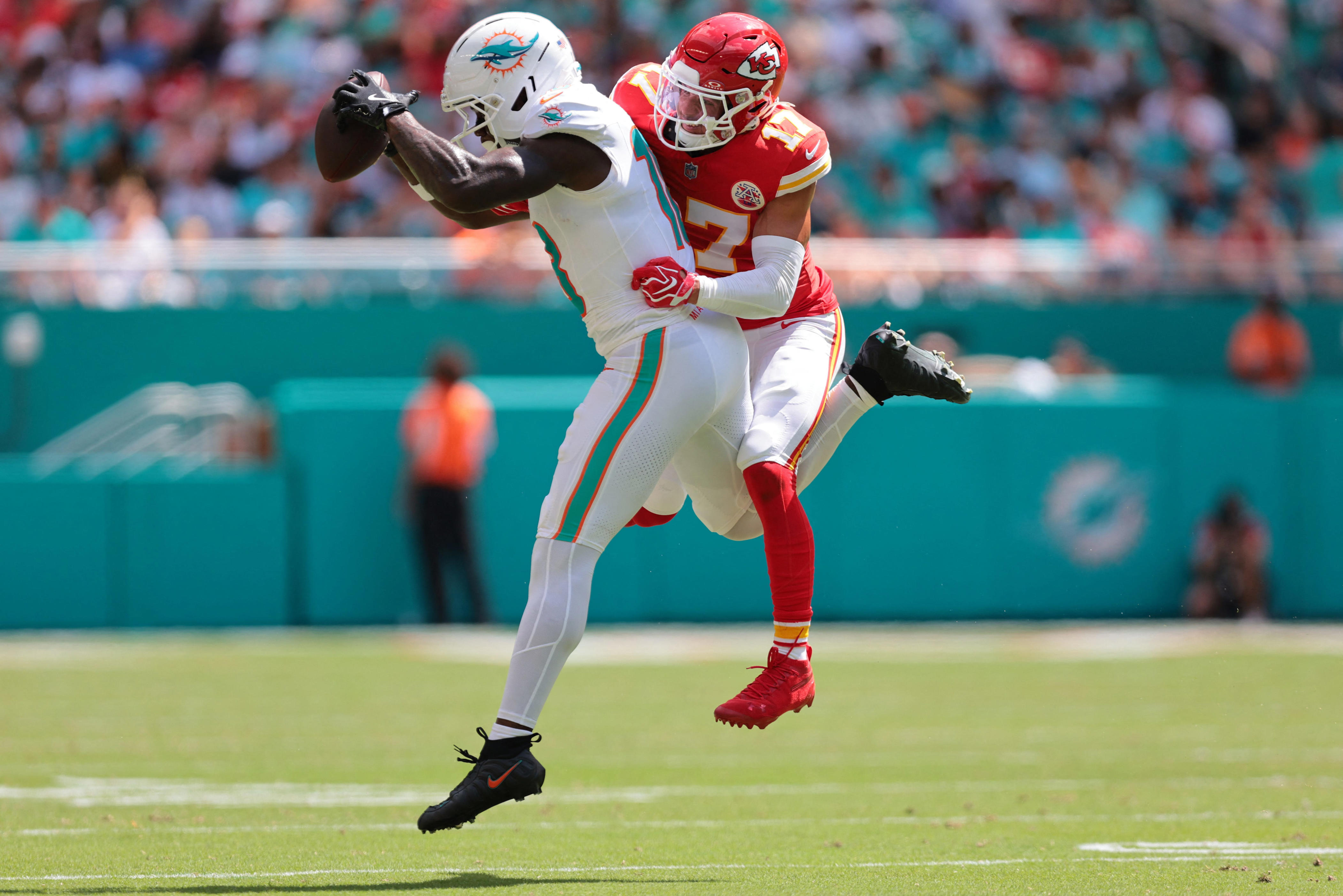 Best and worst PFF grades from Dolphins' Week 3 loss to Chiefs