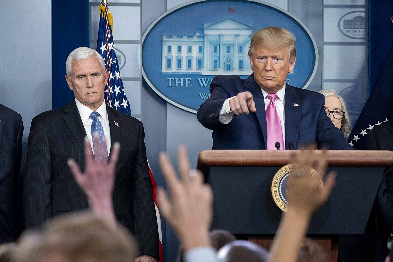 Trump floats explosive White House showdown: Press briefing room could ...