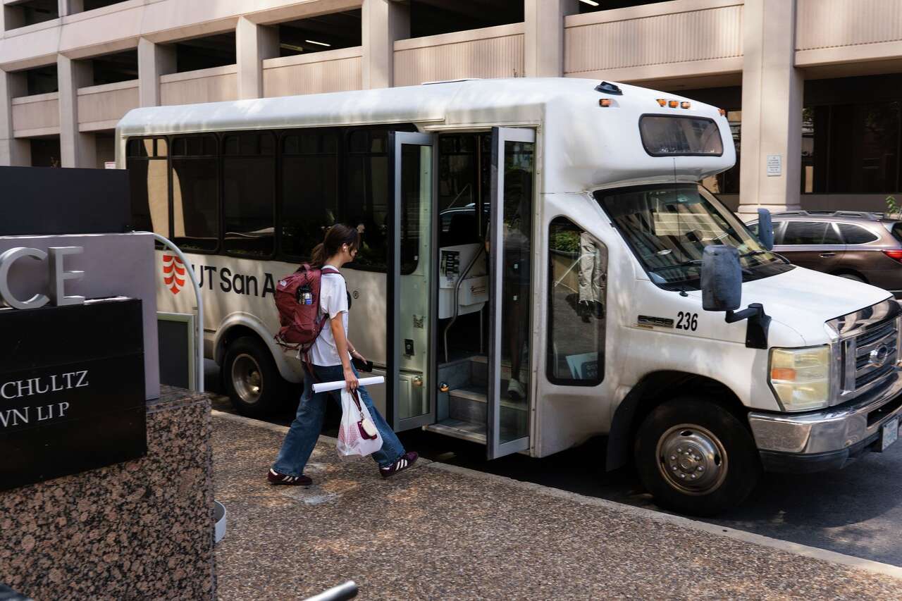 As downtown campus grows, UTSA takes over Little Runner shuttle from VIA