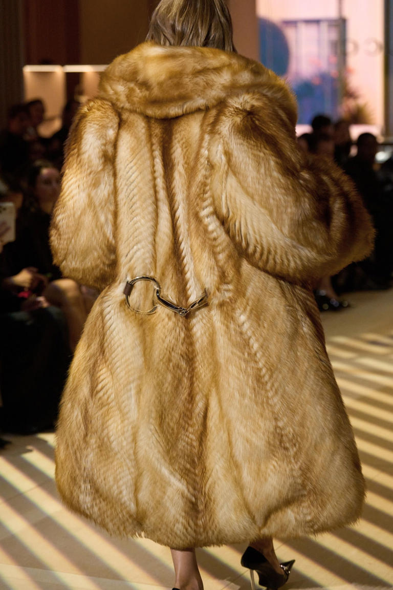 TK Gucci SS27