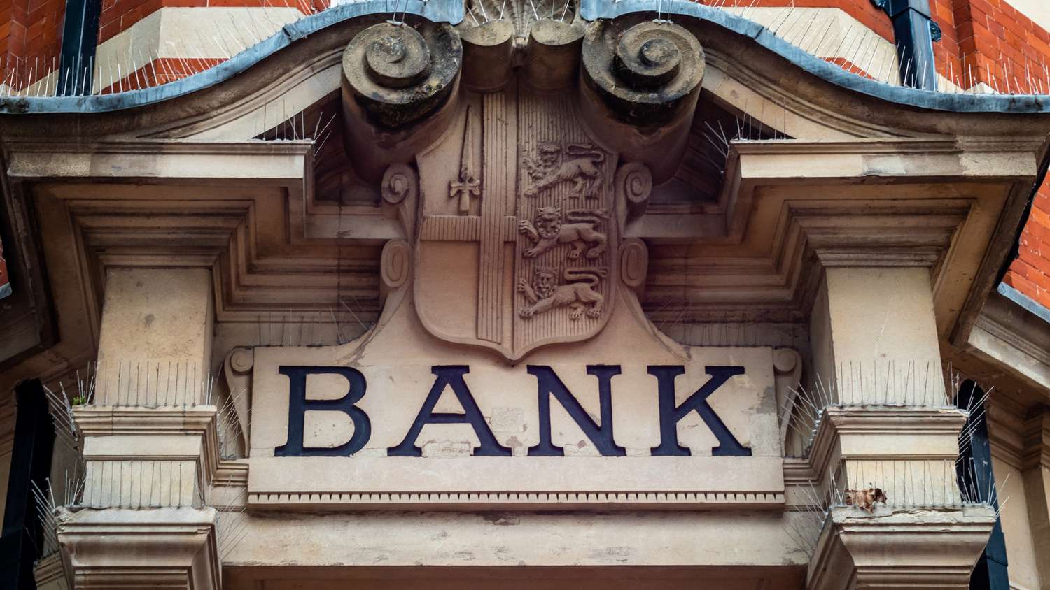 Barings Bank had an £830 million problem nobody wanted to talk about