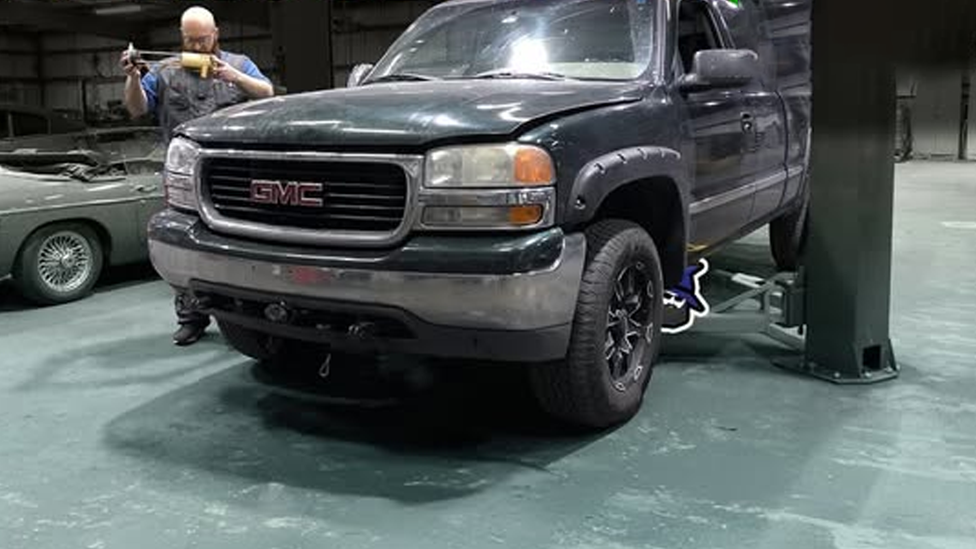 This GMC Sierra 1500 has a major problem