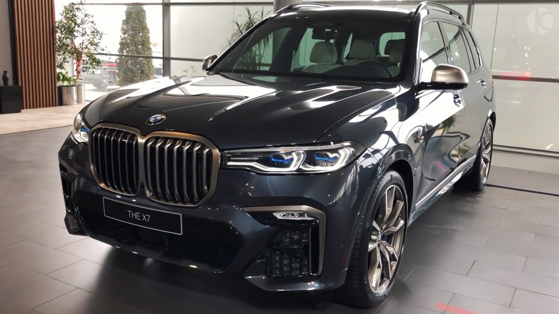 BMW 750Li combines elegance and performance