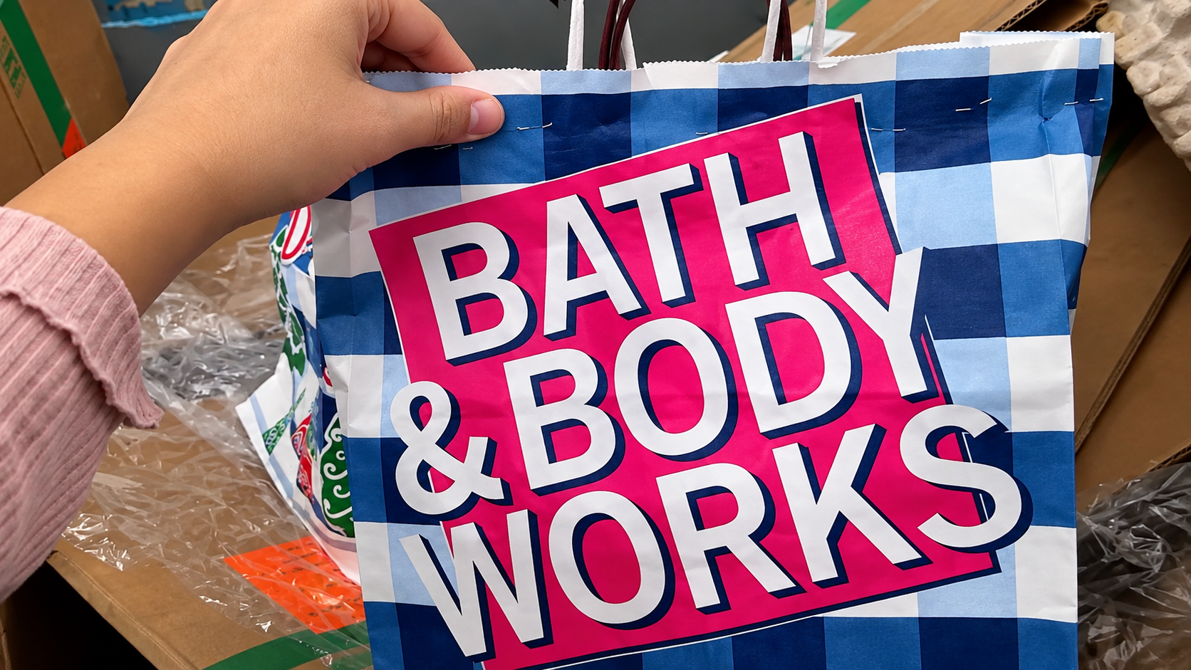 Bath & Body Works threw away a huge box full of candles