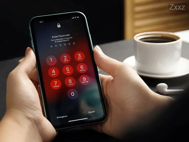 iPhone tips: Who should have the iPhone passcode? Can anyone crack its ...
