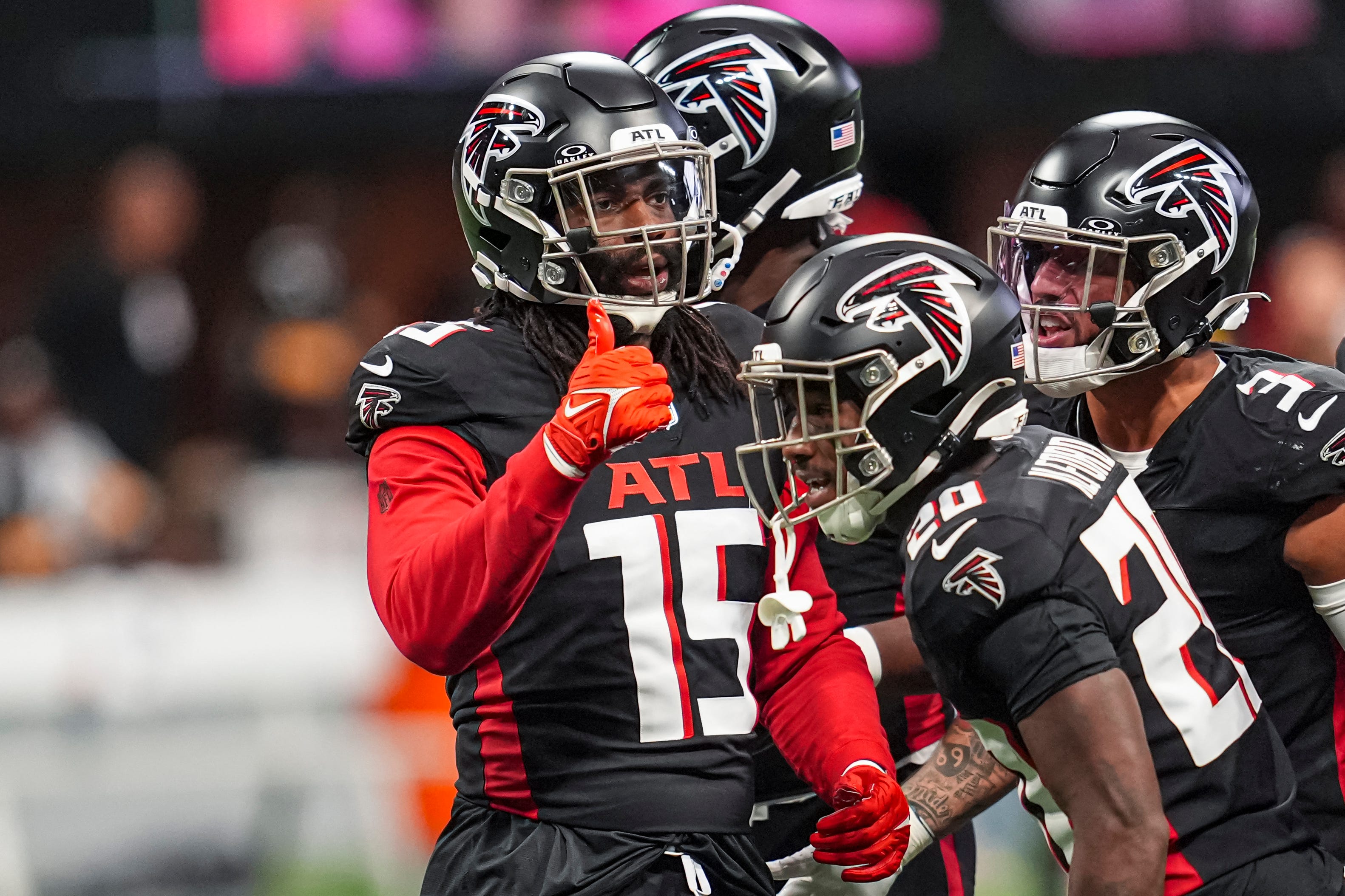 Former Falcons edge rusher signs with 49ers practice squad